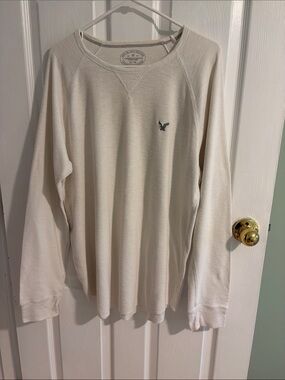 American Eagle Outfitters Men’s Cream Crewneck, Long Sleeve, Thermal Pullover